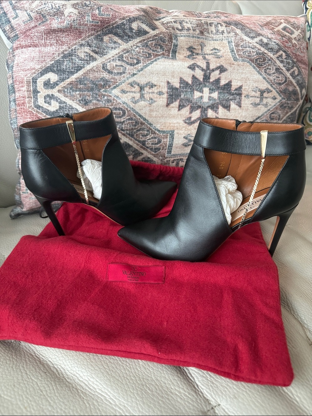 ⚡️Valentino•Sexy Stiletto Black Bootie Heels 👠 - Picture 7 of 8